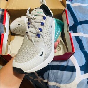 Nike Air Max 270